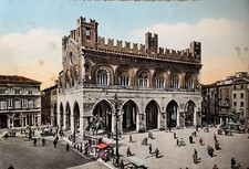 Cartolina Piacenza Piazza dei Cavalli viaggiata