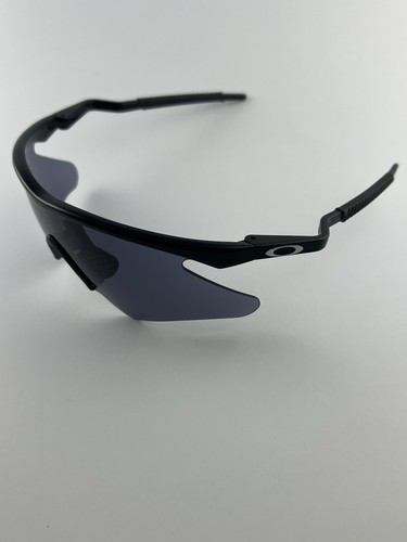 Oakley frame mumbo matte - oakley,