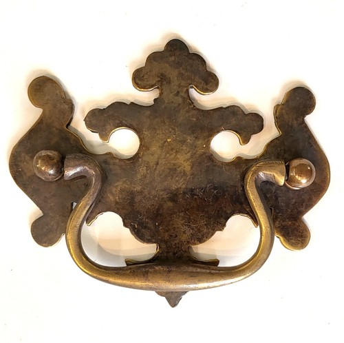 Maniglia piastra ottone