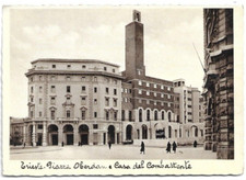 CARTOLINA DI TRIESTE ,PIAZZA OBERDAN E CASA DEL COMBATTENTE  non viaggiata