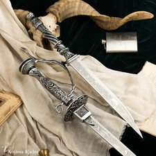 Lady Maria’s Rakuyo Sword