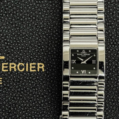 Near mint case paper - **near, paper**