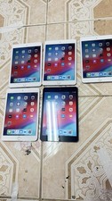 lot 5 Apple iPad mini 3 A1600