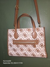 Woman's Handbags GUESS Silvana