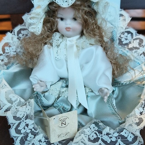 Capodimonte bambola femmina - capodimonte,