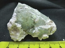 ACQUAMARINA VITREA VERDE ACQUA CM 4X4X3 - 246 CARATI - SHIGAR MINE PAKISTAN