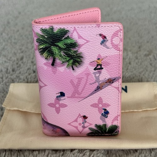 Pink skateboard print leather - pink,