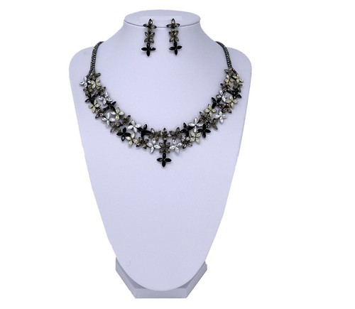 Collana girocollo orecchini - girocollo,