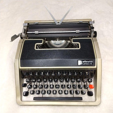 Macchina da scrivere Olivetti