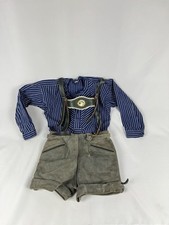 Pantaloni e camicia in pelle