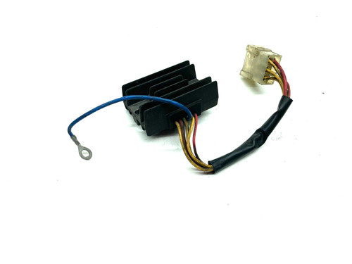 Regolatore tensione - regolatore,