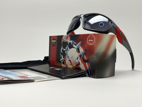 Oakley new straight jacket - new,