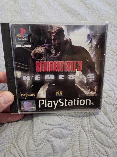 Resident evil nemesis per - evil,