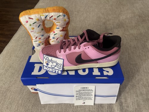 Rukus nike donut dunk mary - x,
