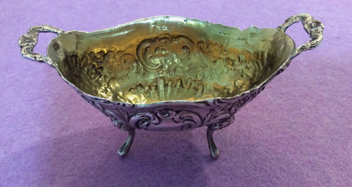 Repousse piatto aperto sale