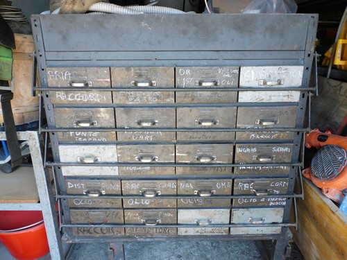 Cassettiera grande stile