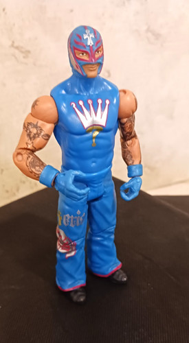 Wwe rey mysterio action figure - wwe,