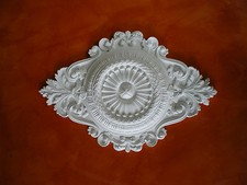 ROSONI IN GESSO BIANCO PER SOFFITTI, ROSONE RB 82 67x45 cm.  