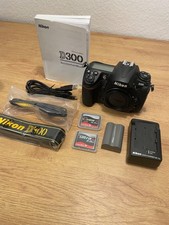 Nikon D300 DSLR - Ottime