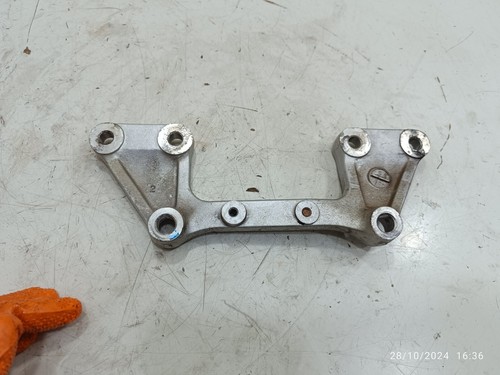 Staffe supporti motore interni - staffe,