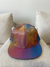 Cappello piatto olografico
