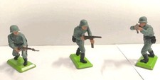 3 Soldatini Britains Deetail