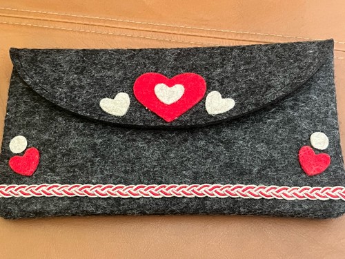 Pochette feltro fatta a - feltro,