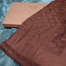 Louis Vuitton Stola Monogramma