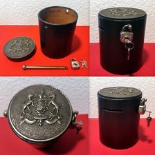 Salvadanaio con lucchetto