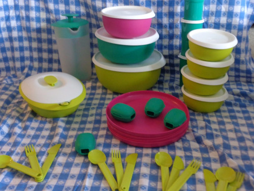 Tupperware essentials - 21,