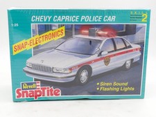 REVELL 1/25 MAQUETTE CHEVROLET