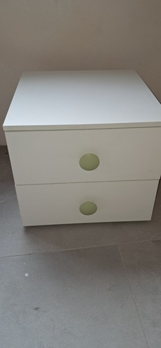 Comodino camerina - , in