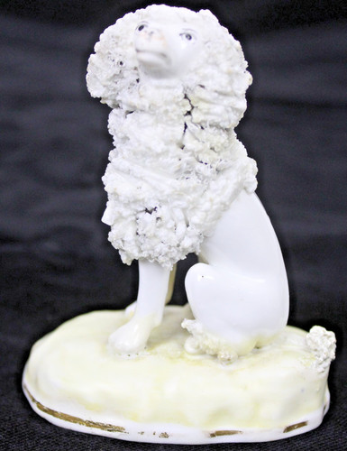Piccola statuina barboncino