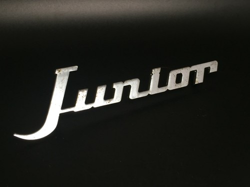 Alfa romeo junior - junior, logo