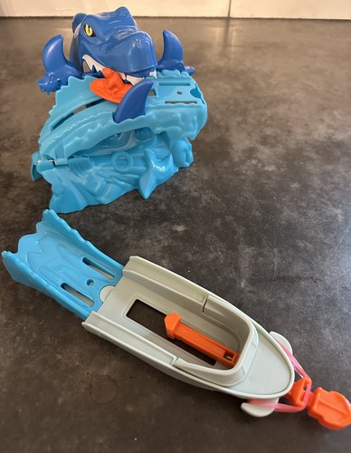 Hot wheels city sharkbait - wheels,