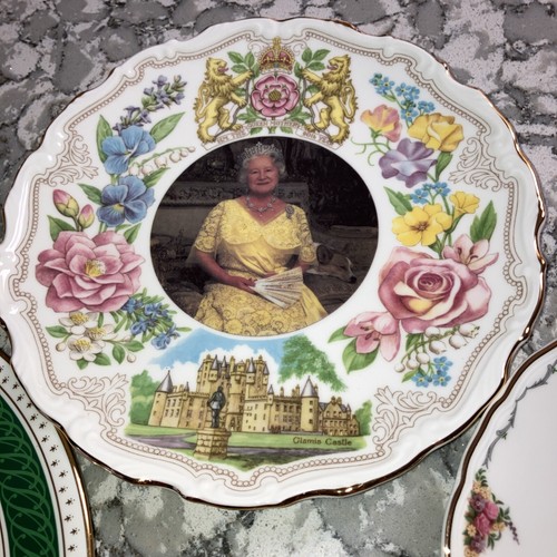 Plates commemorating - plates,