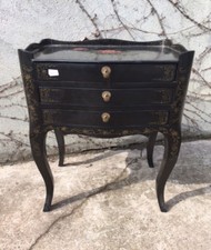 Comodino/tavolino di gusto