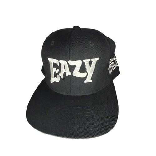 Cappello snapback ricamato
