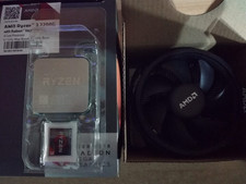 AMD Ryzen 3 2200G CPU AM4 con Radeon Vega 8 + Ventola Dissipatore