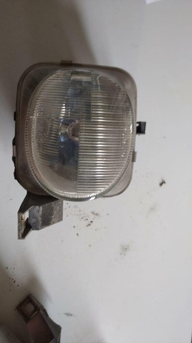 Faro anteriore destro - anteriore,