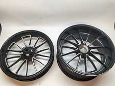 Coppia cerchi originali per Ducati Diavel 1200 Base  50211422AA / 50122081AA