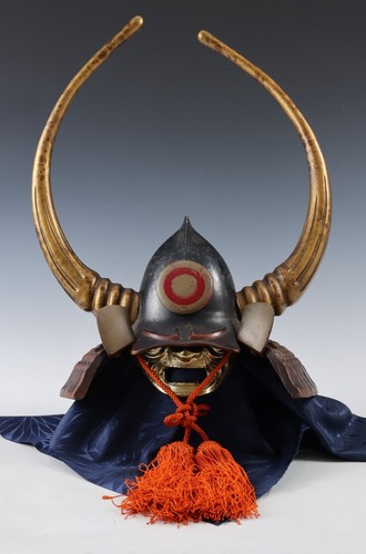 Vecchio casco samurai - casco,