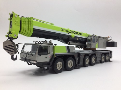 Gru zoomlion qay220 ton - 1/50,