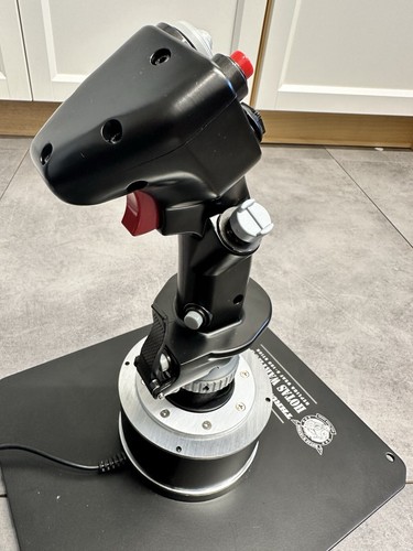 Thrustmaster hotas warthog - thrustmaster,