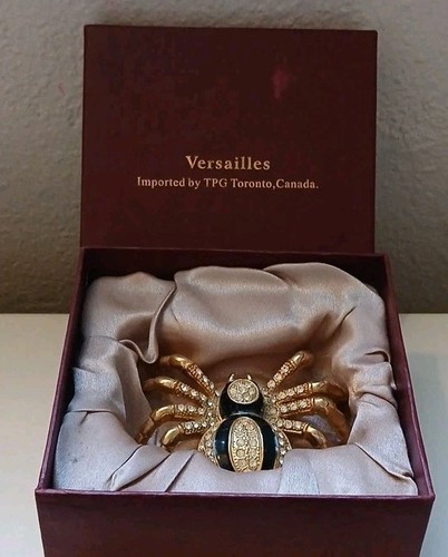Versailles spider trinket - versailles,