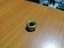 DADO RUOTA POSTERIORE M 14 x 1 MINARELLI YAMAHA 50 MALAGUTI MADISON 125 150 250