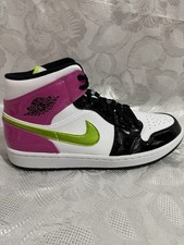 AIR JORDAN 1 MID 11 CYBER