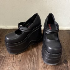 Scarpe Mary Jane Demonia