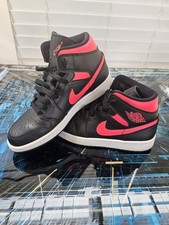 Nike Air Jordan 1 Retro Mid