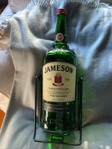 Jameson irish whiskey enorme - whiskey,